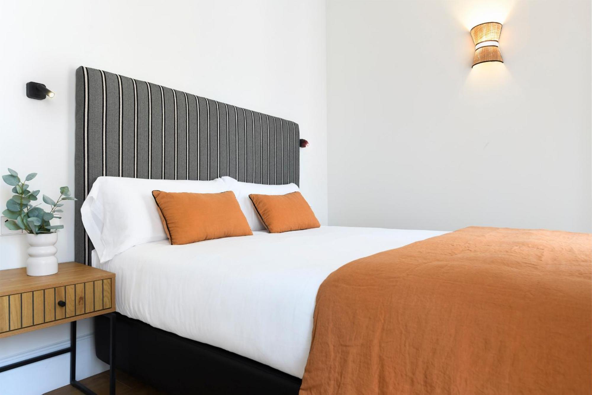 Magno Apartments Pureza Seville Exterior photo
